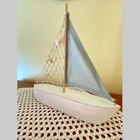 Damir 50 Meters From The Lejlighed *